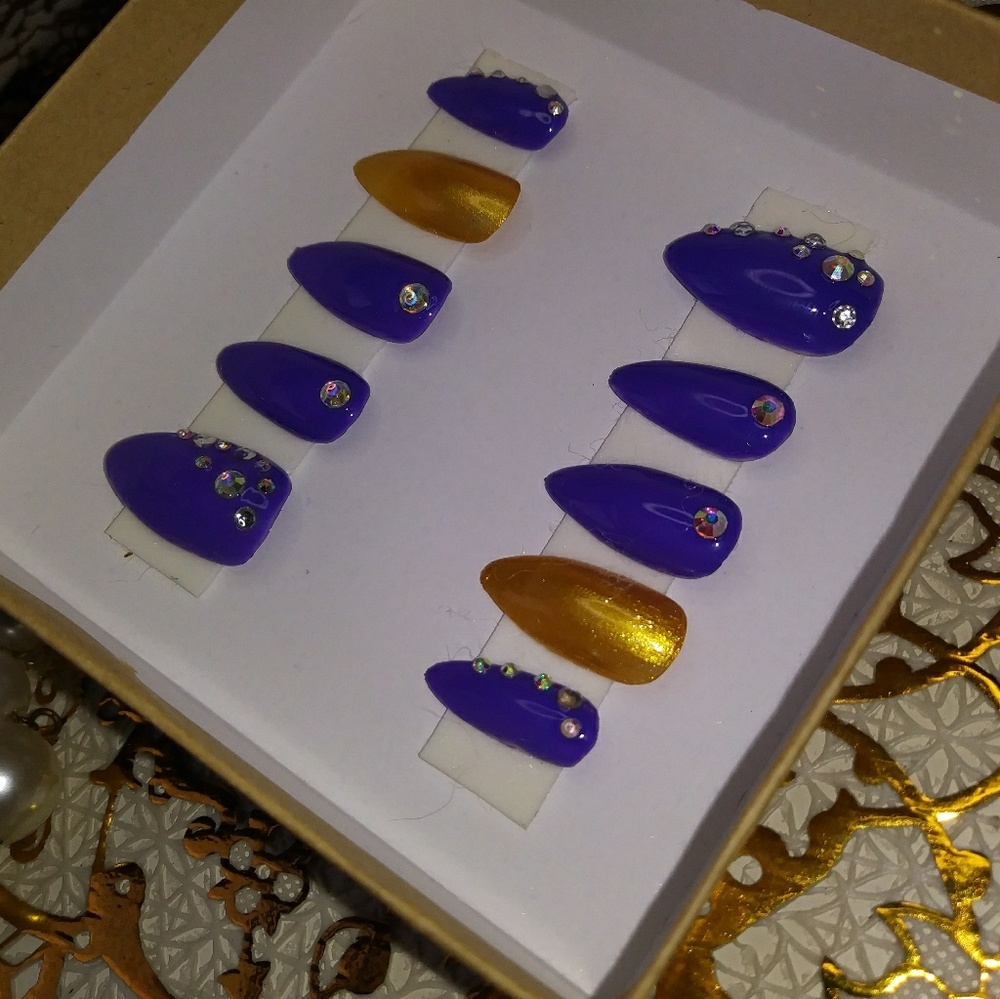 Press on gel nails - Picture 5 of 5